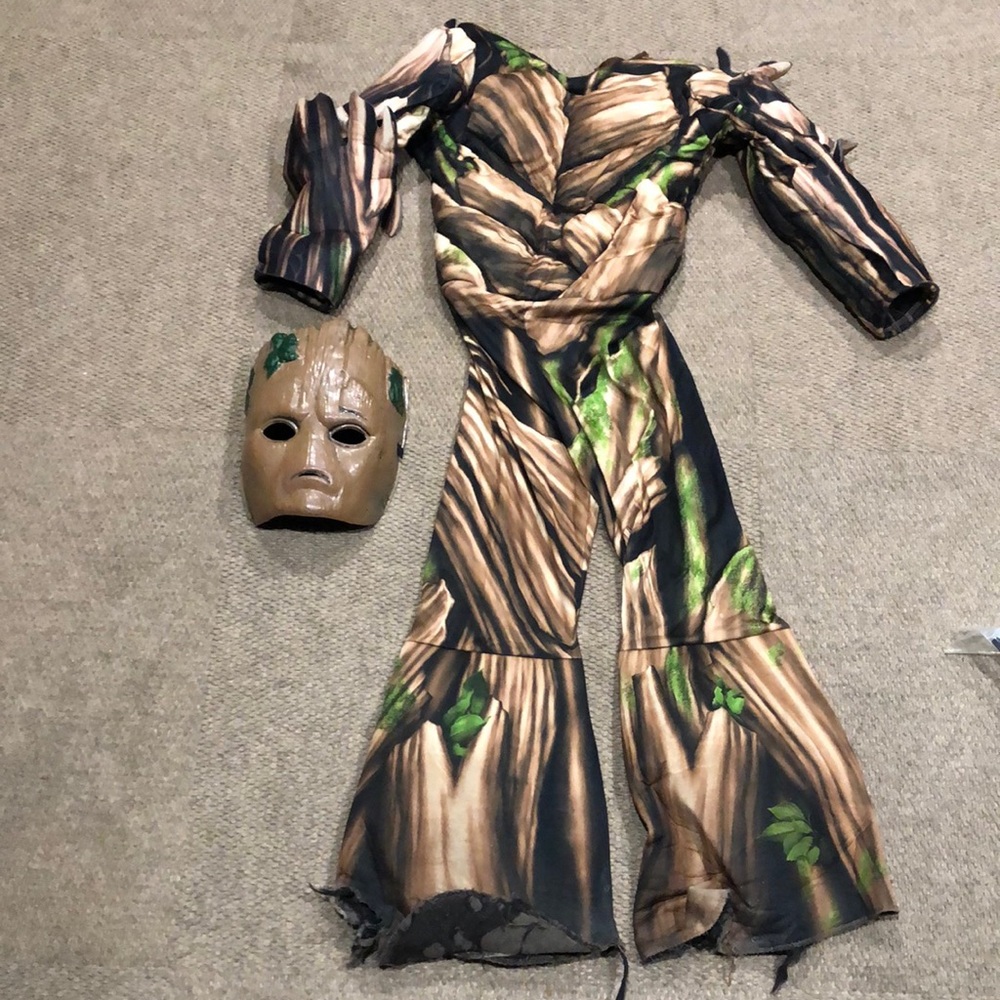 Child’s Groot Suit Costume Size L
